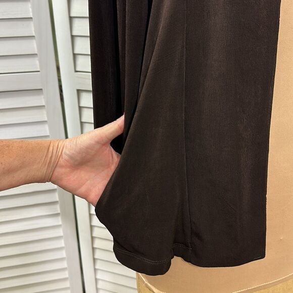 Chico’s Travelers Cardigan Size 1 (8) Pockets Stretch Brown - Picture 8 of 11